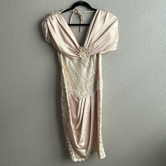 Lorrie‎ Kabala Collectables Vintage satin lace beaded draped dress - Picture 1 of 11